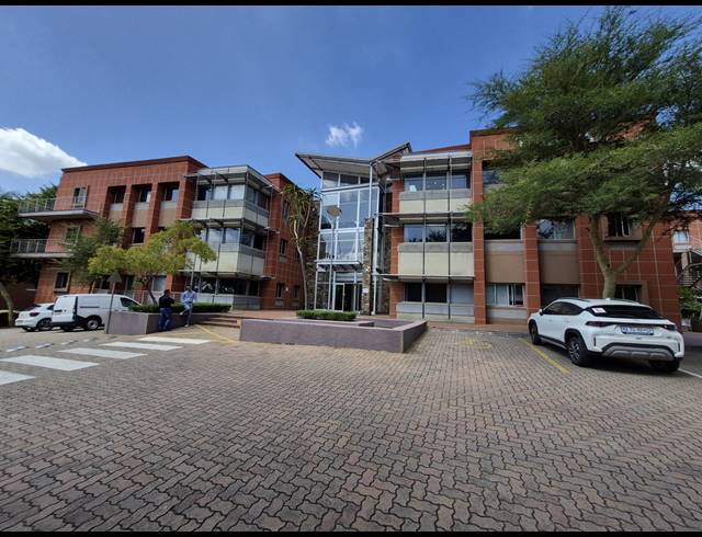 321M² OFFICE TO LET IN ILLOVO